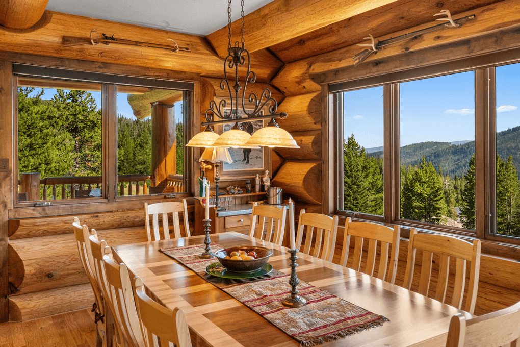 Timberline Lodge - Image 9