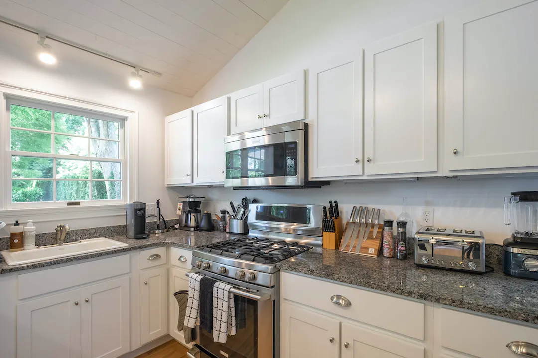 Driftwood Home - Image 9