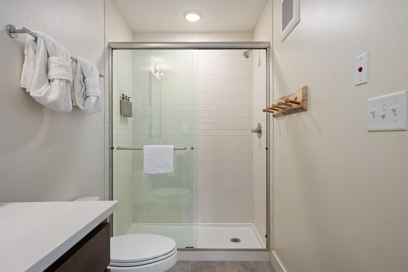 Hideaway Station Loft #207 - Image 24