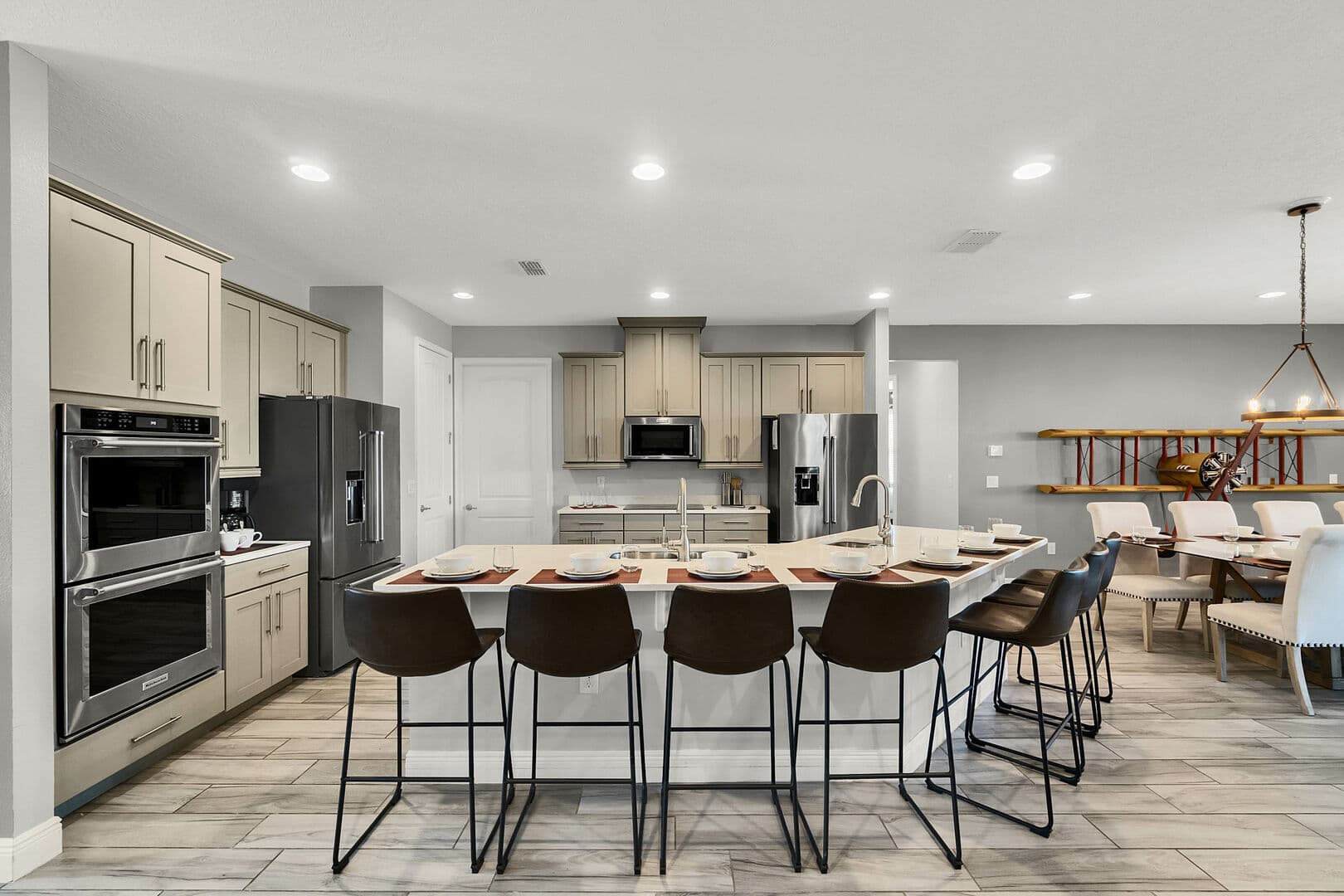 Adventurer Estate - Image 39