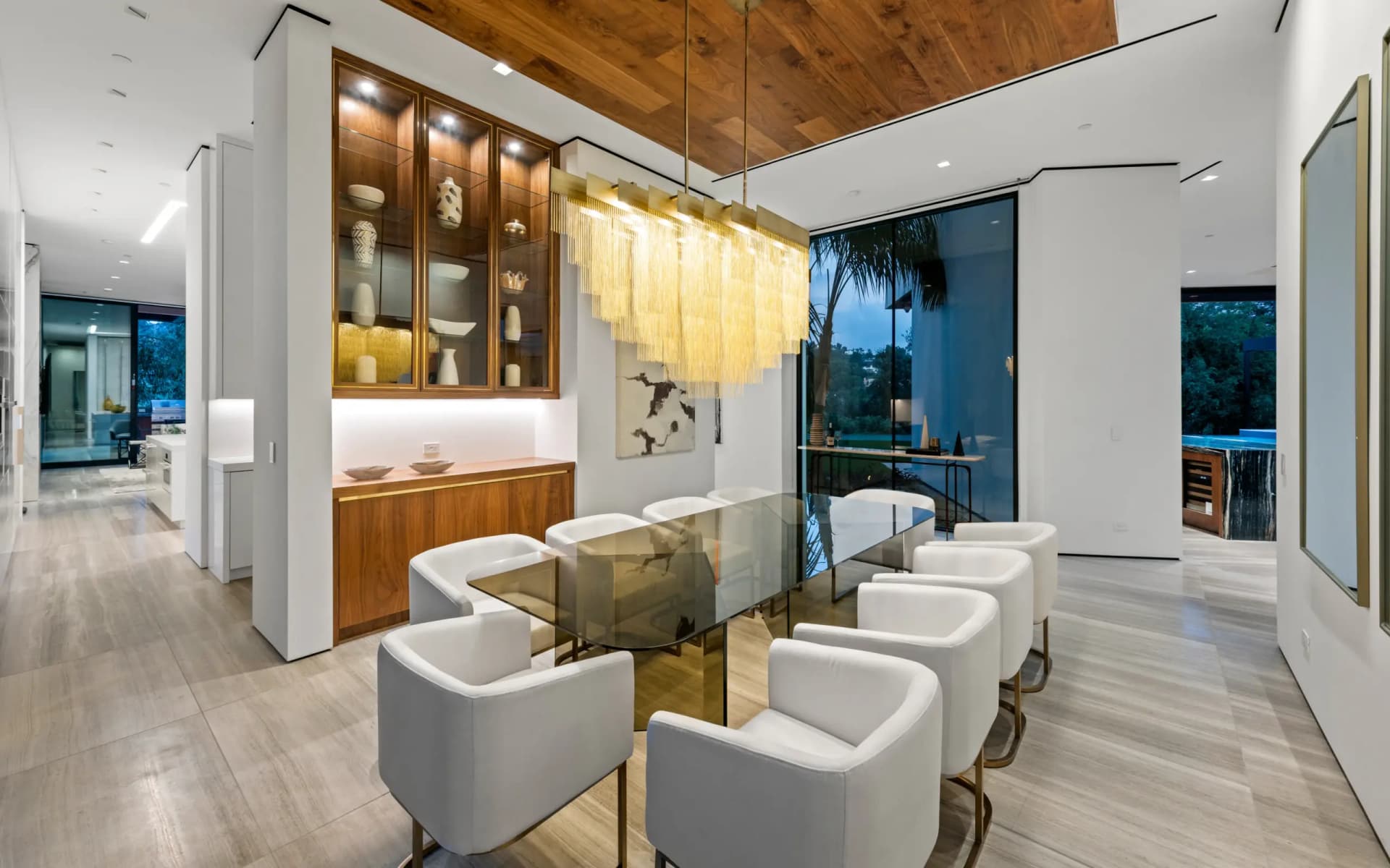 Angelo Modern - Image 4