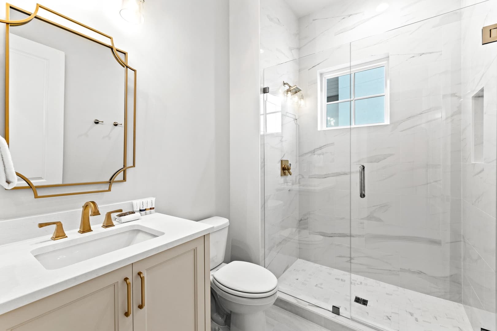 Peacock Place - Image 24