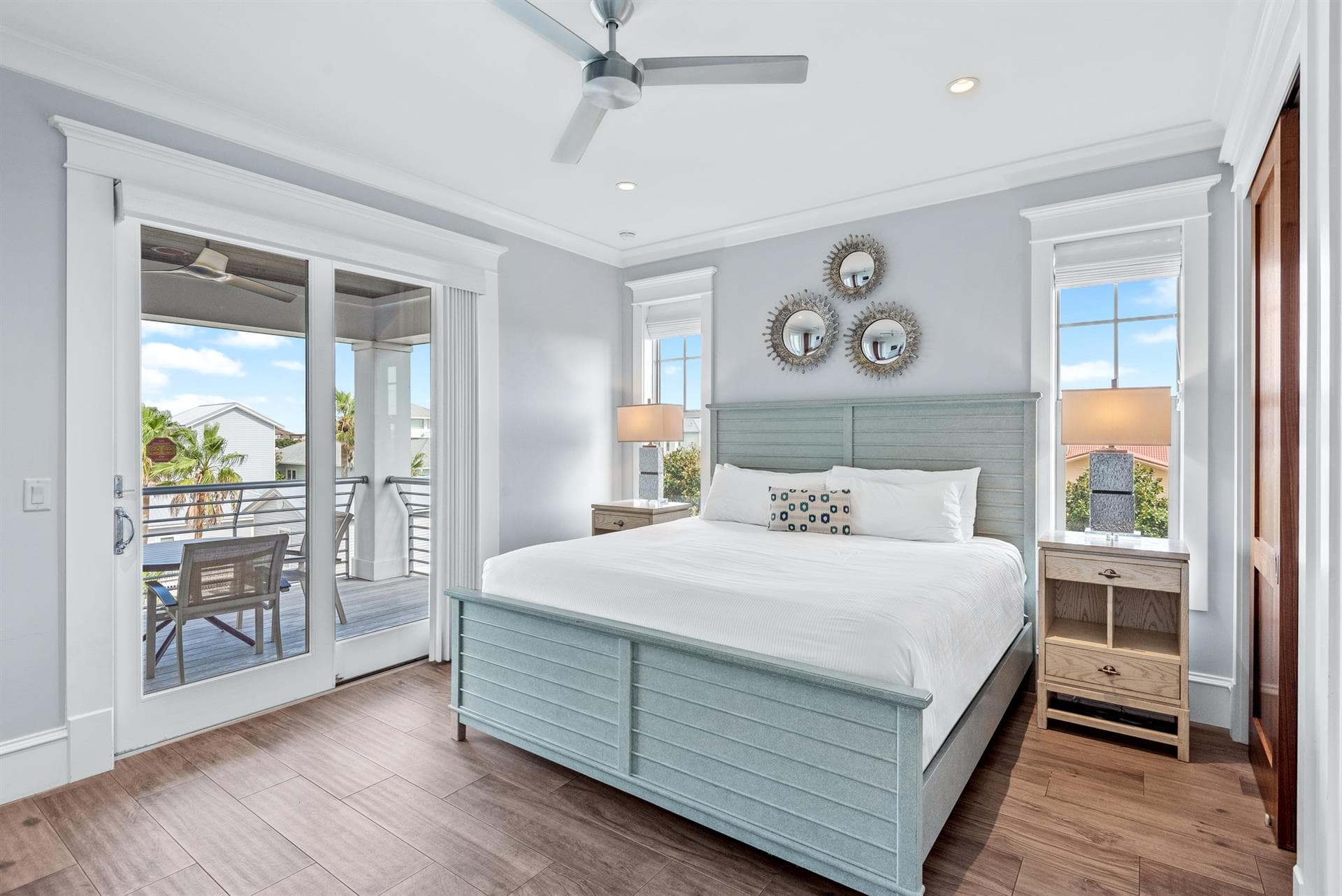 Life Aquatic Villa - Image 59