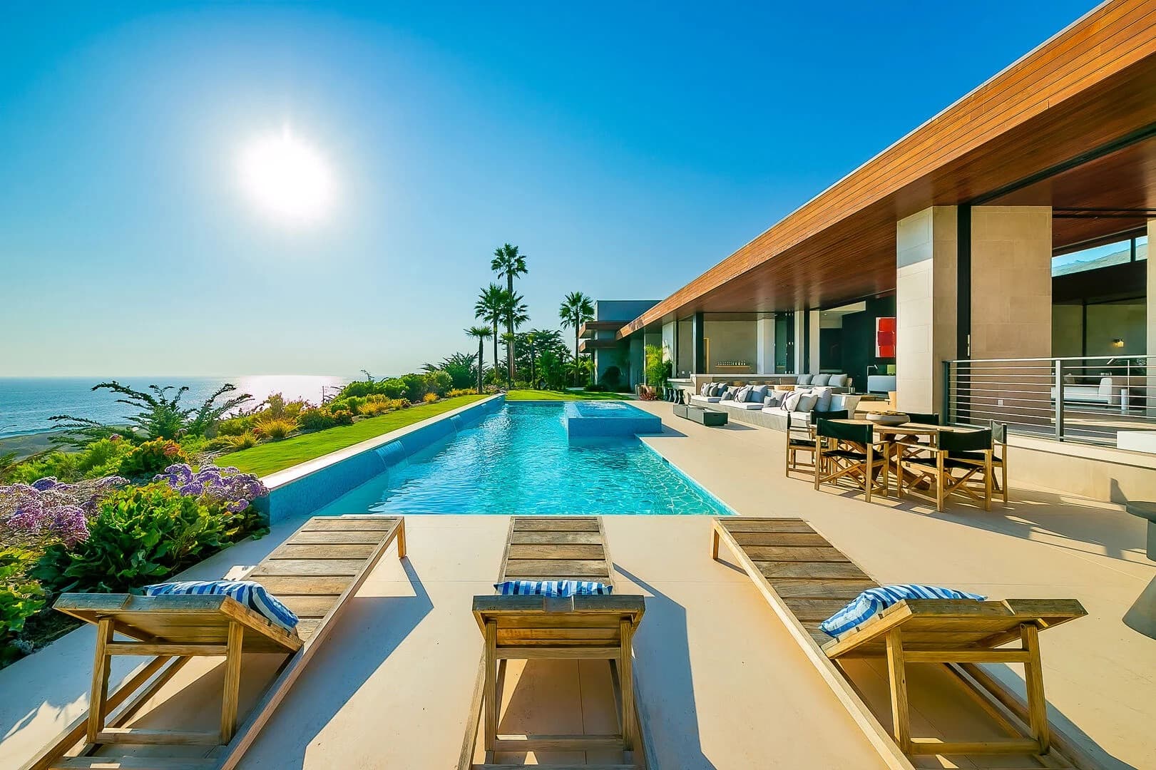 Malibu Beach Oasis - Image 13