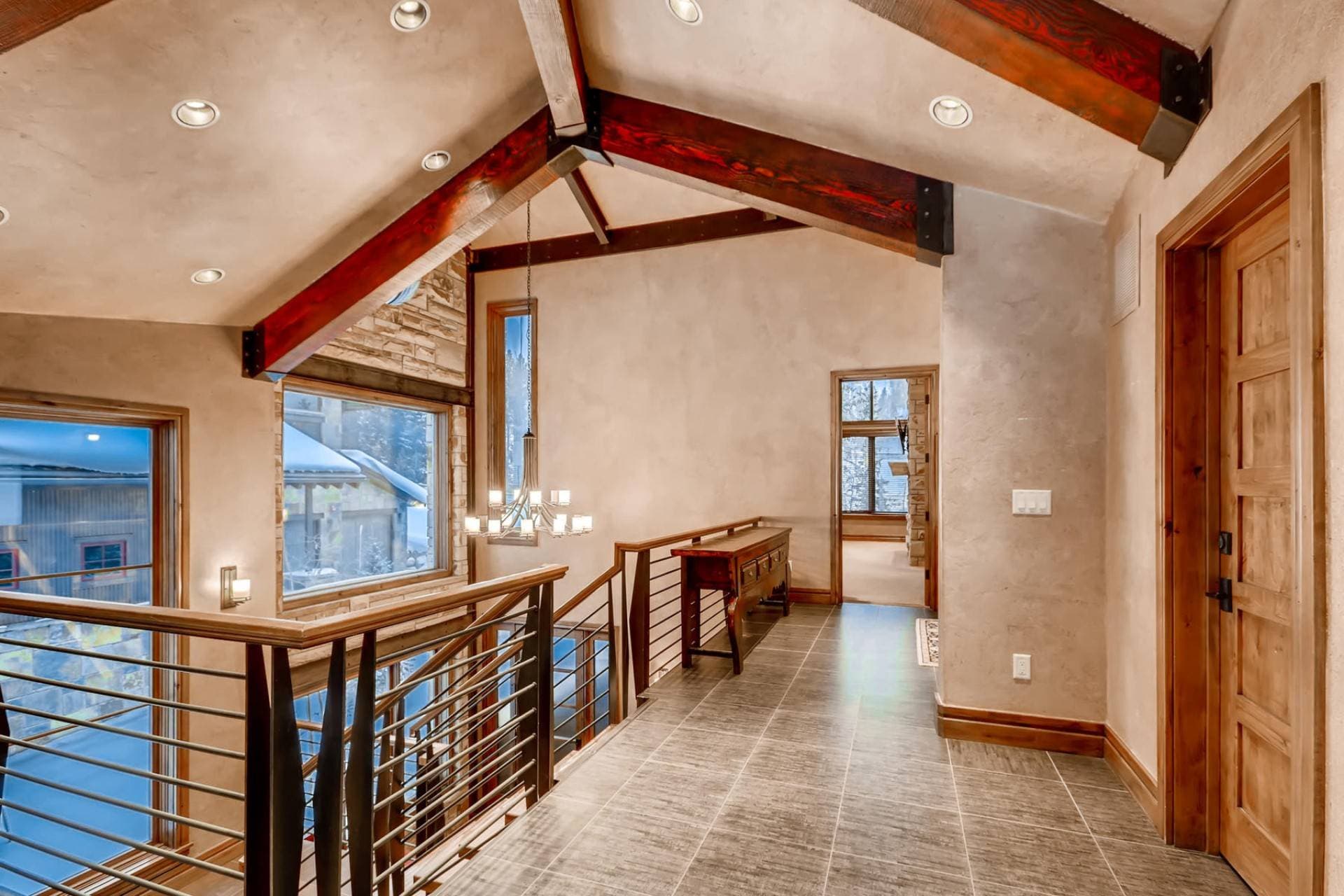 Warming Hut - Image 22