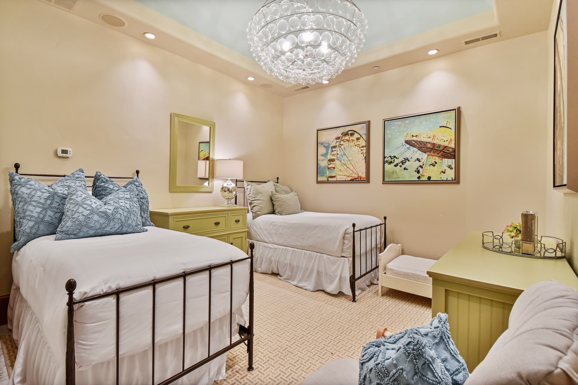 Dream Pointe - Image 49