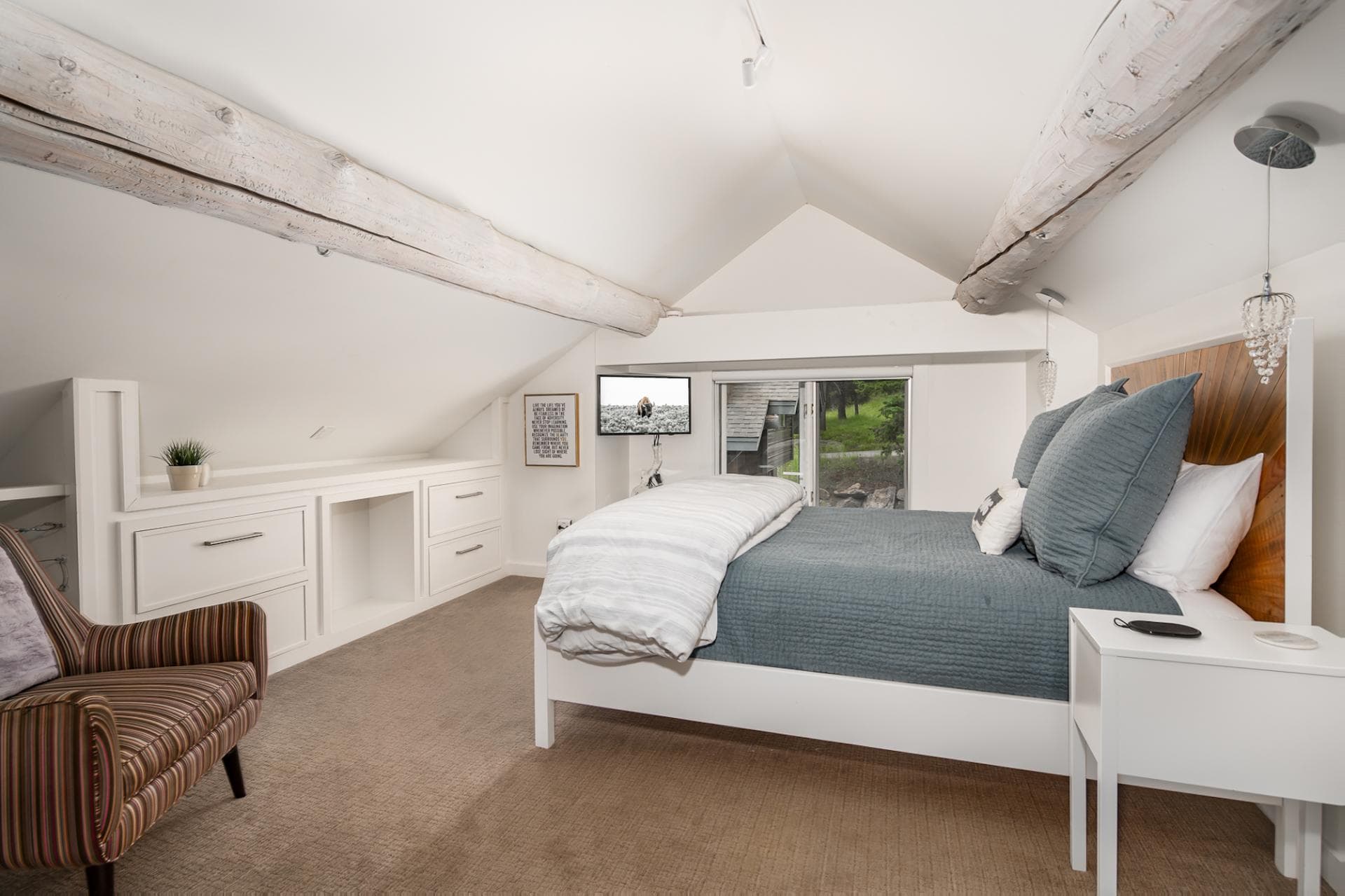 Gray Owl Retreat - Image 23