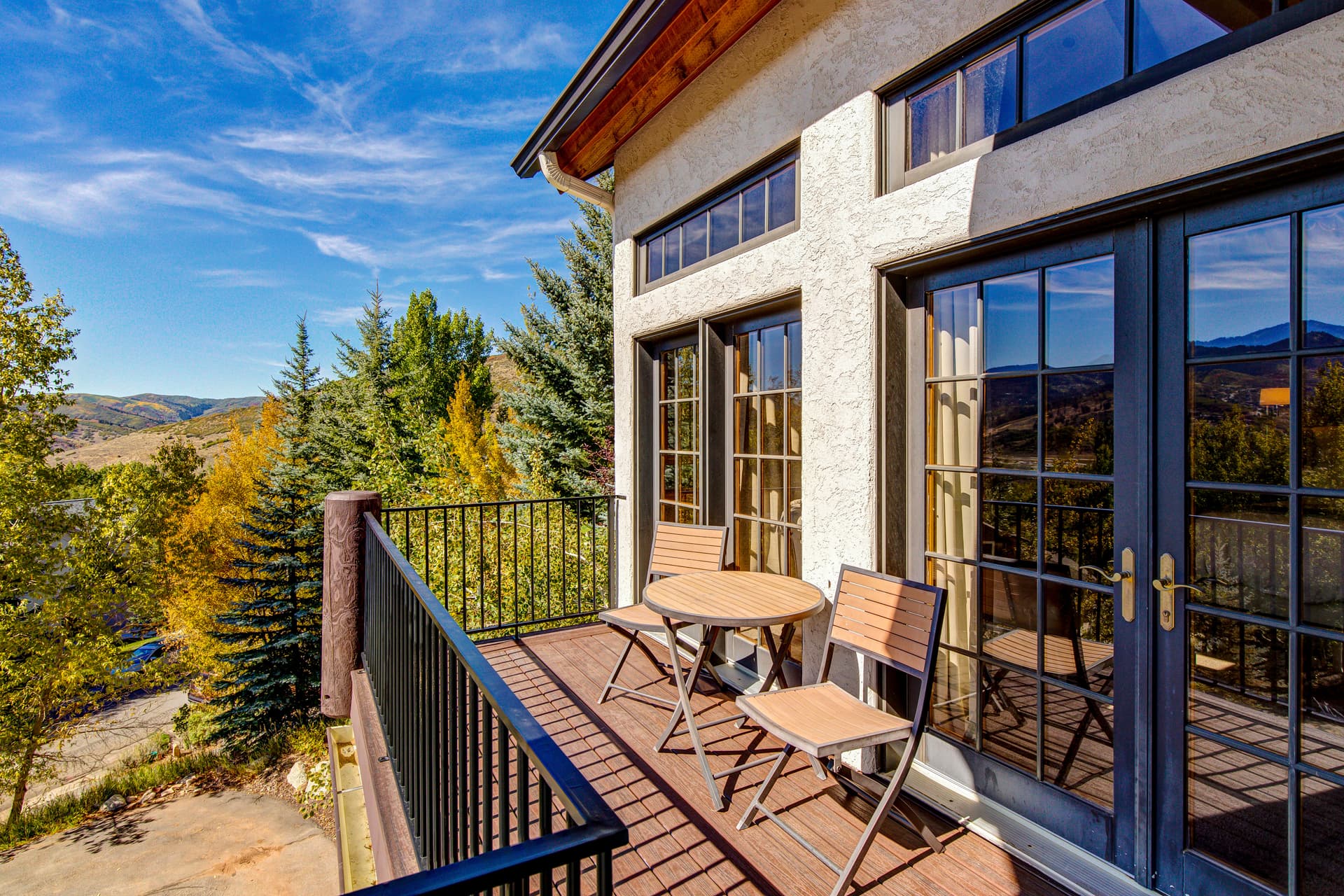 Mountain Hillside Manor - Image 35