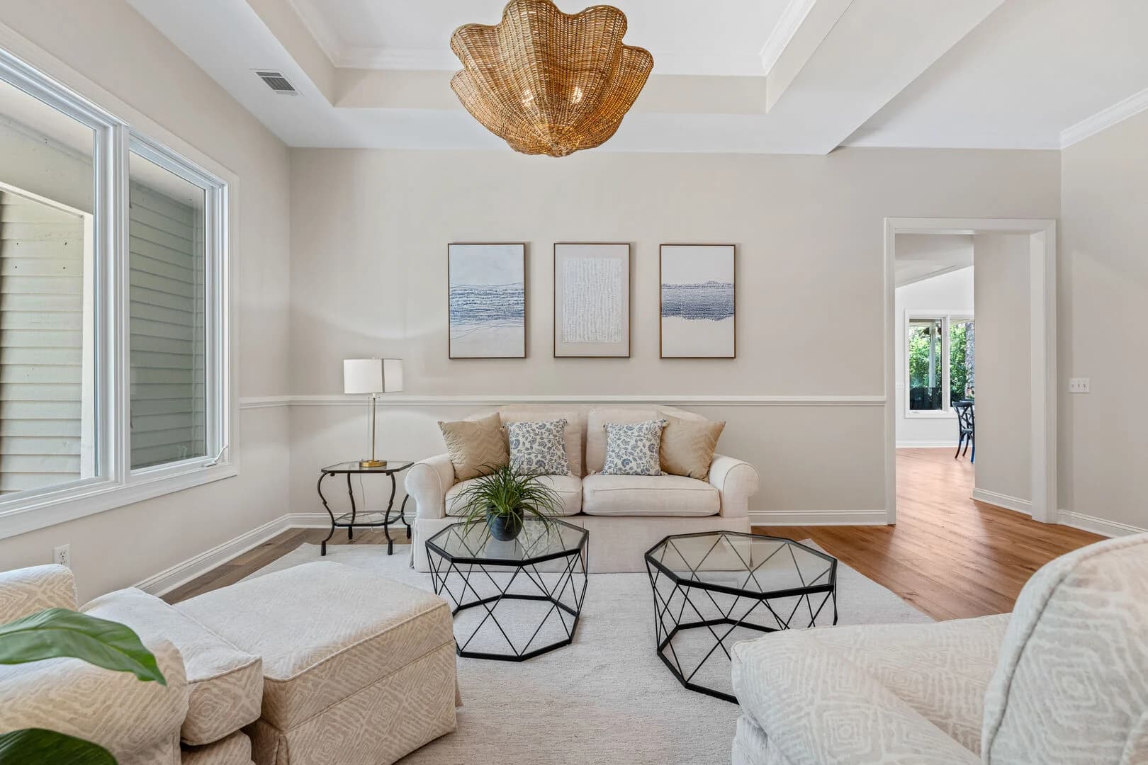 Southern Charm Retreat - Image 6