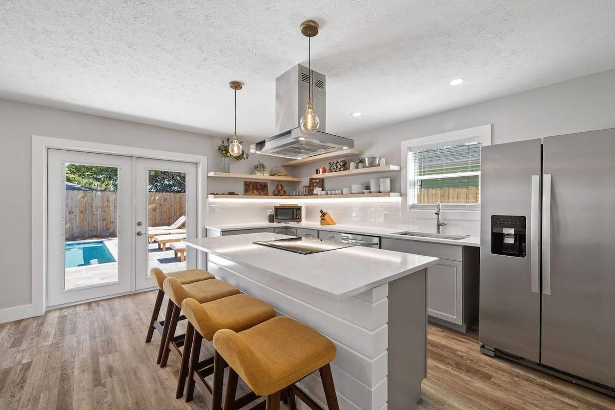 G By The Sea - Image 5