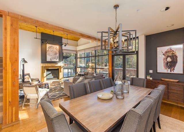 Summit Ridge Retreat - Image 9