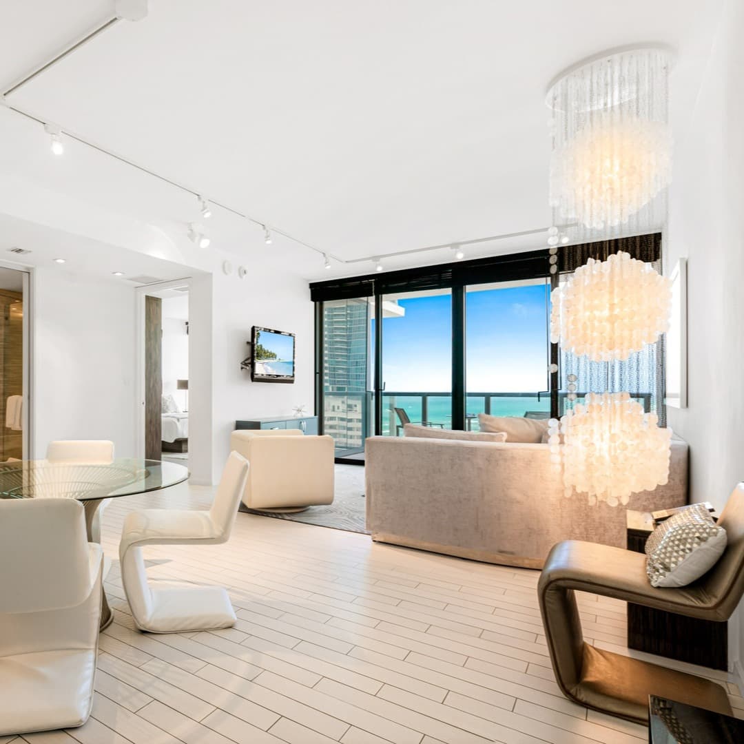 W South Beach Residence #1114 - Image 1