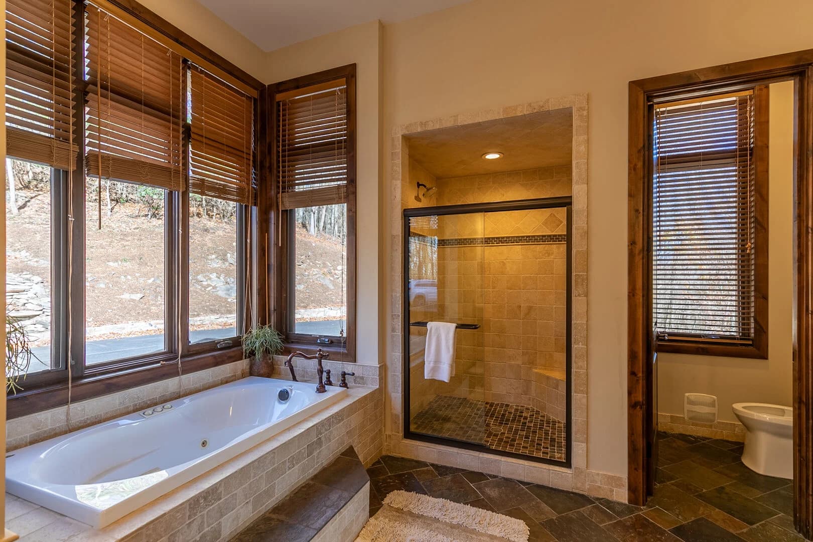 Banner Crest - Image 20