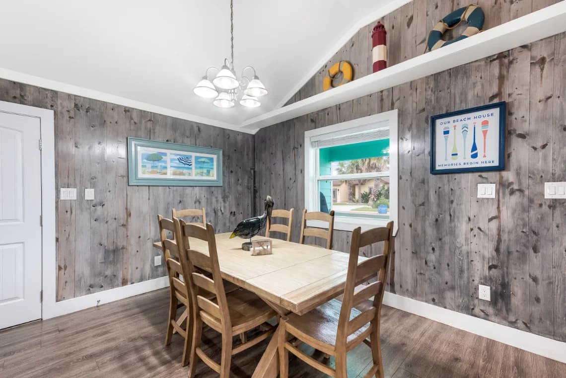 Diving Dolphin - Image 4