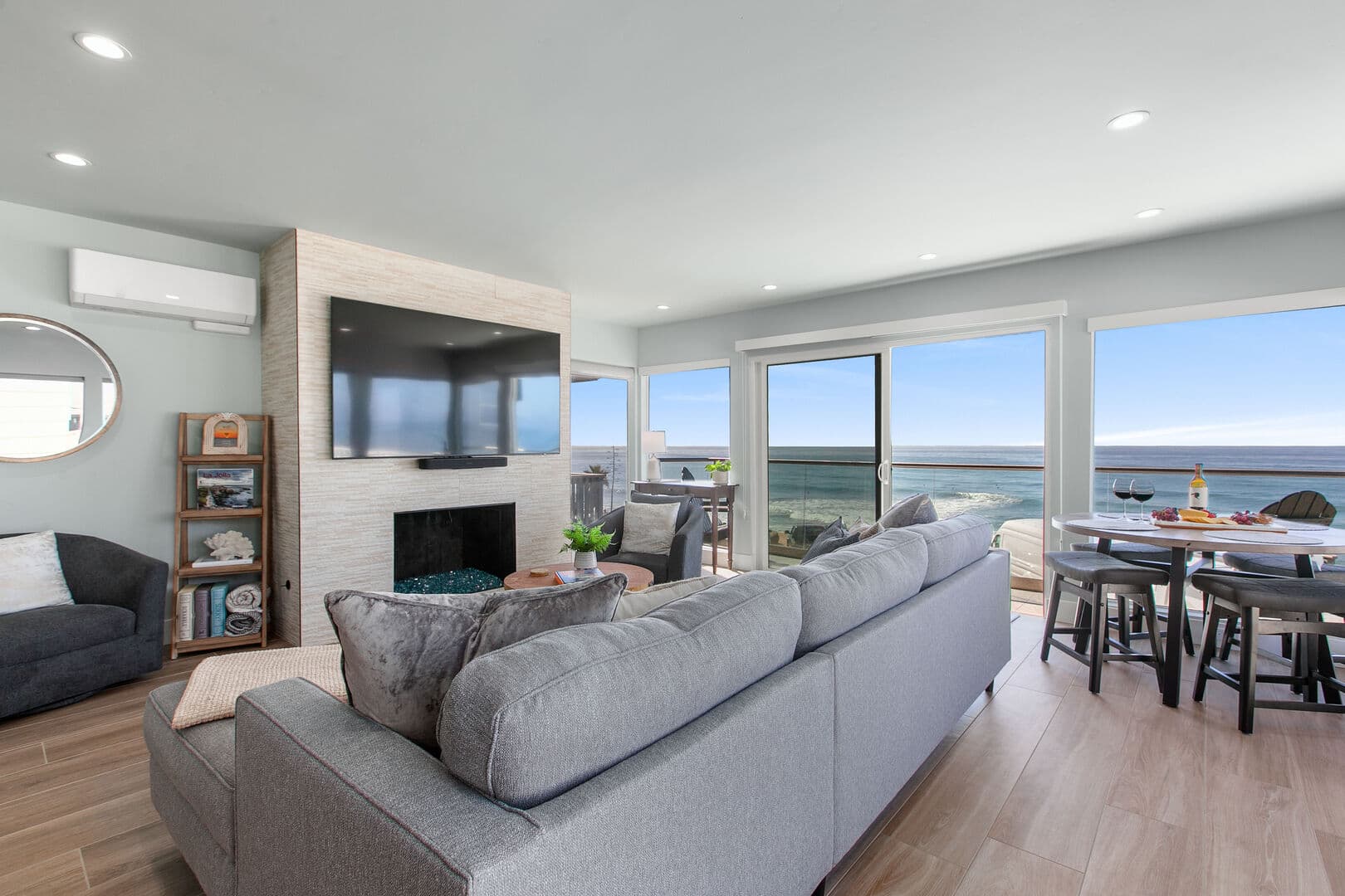 Neptune Home at Windansea A - Image 3