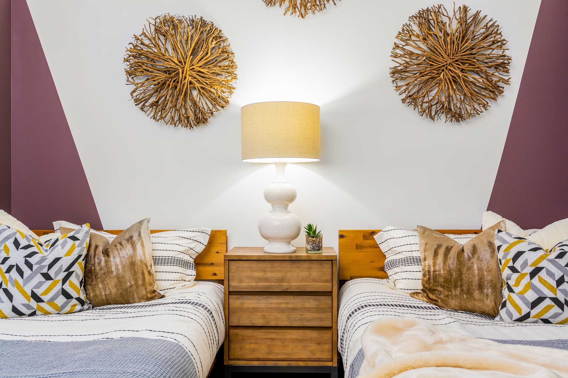 Purple Illume Home - Image 8