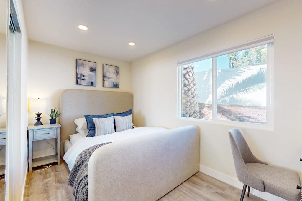 San Diego Haven - Image 13