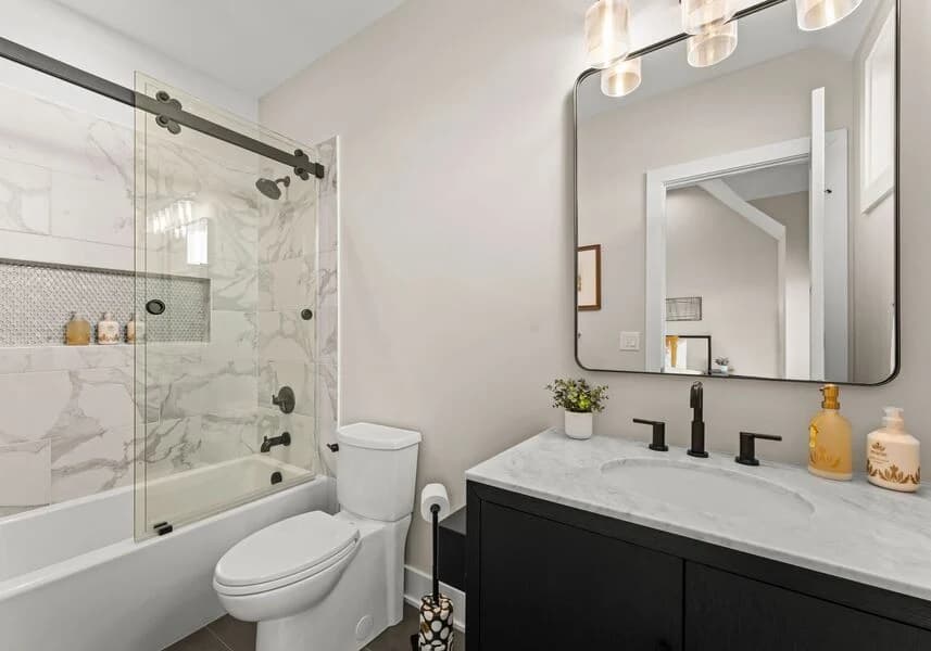 Circle Hollow - Image 36