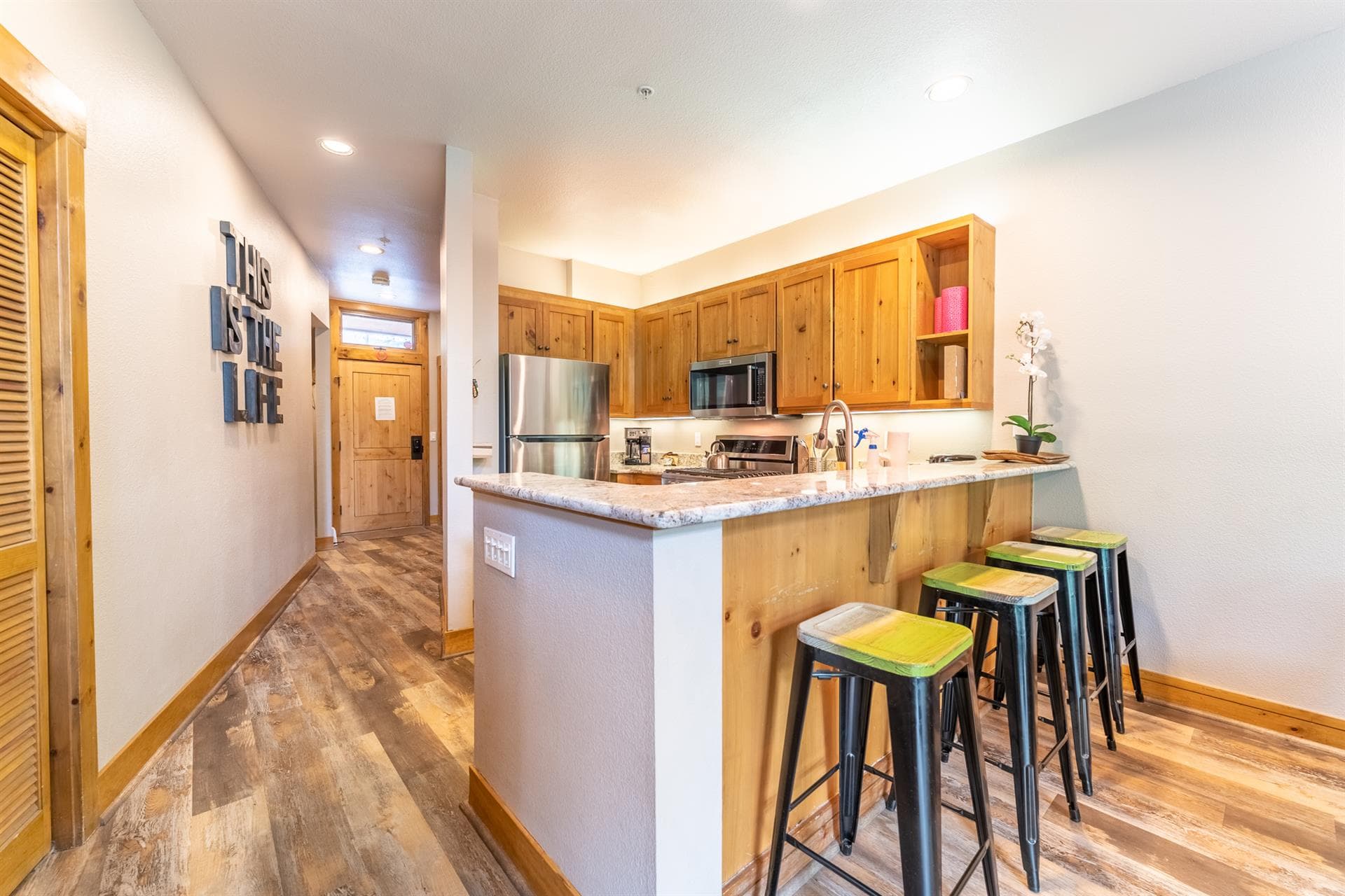 Alpine Vista Haven - Image 7