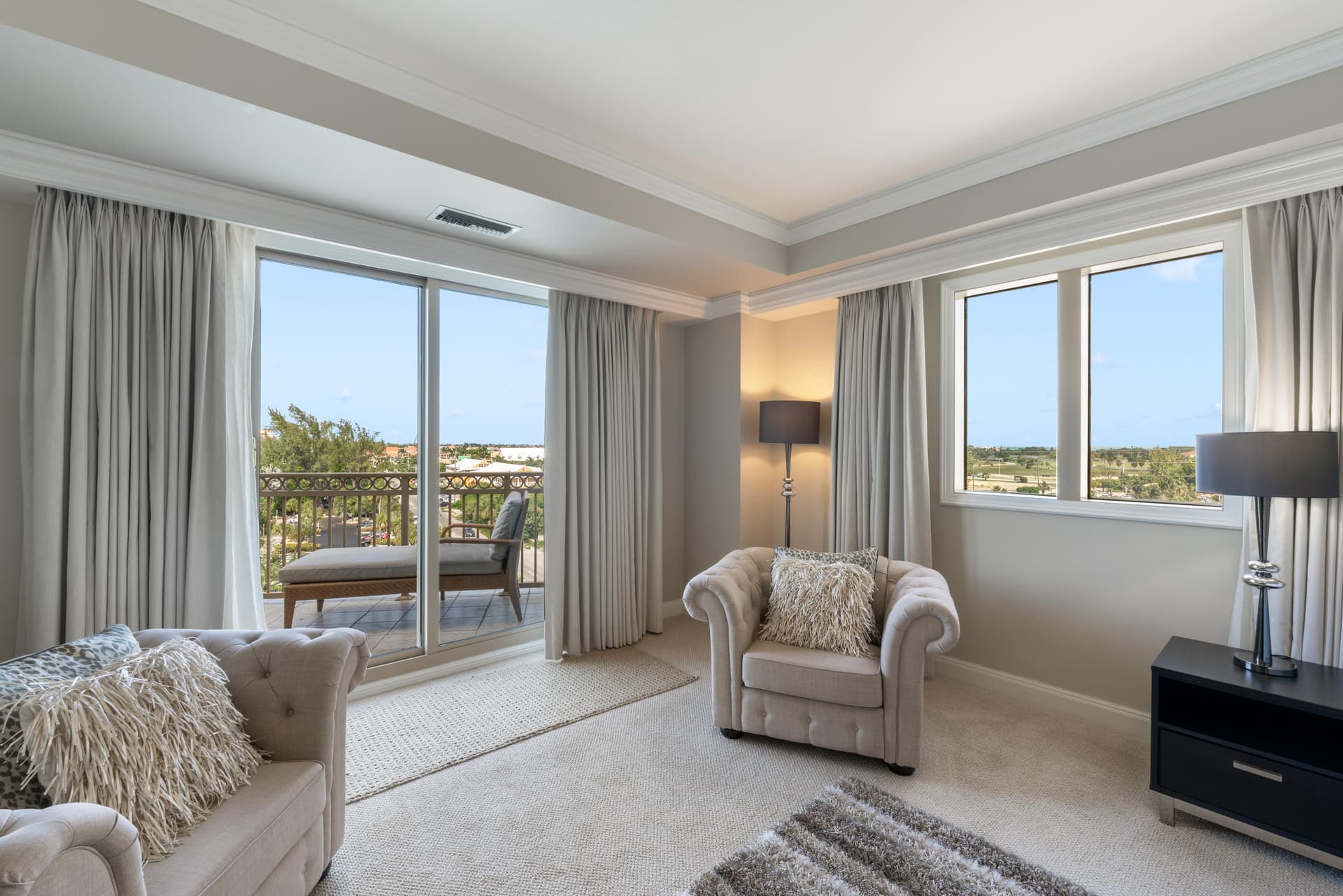 Ritz-Carlton Residence #608 - Image 4