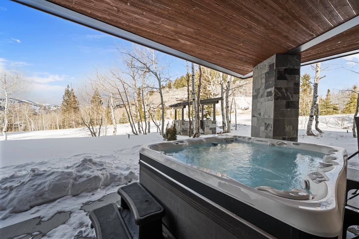 Quicksilver Haus - Image 79