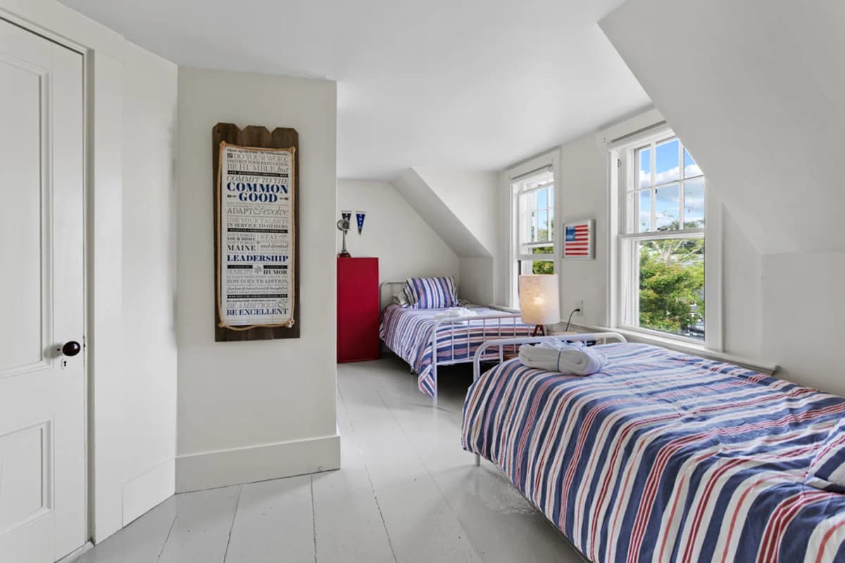 Chatham Farmhouse - Image 27