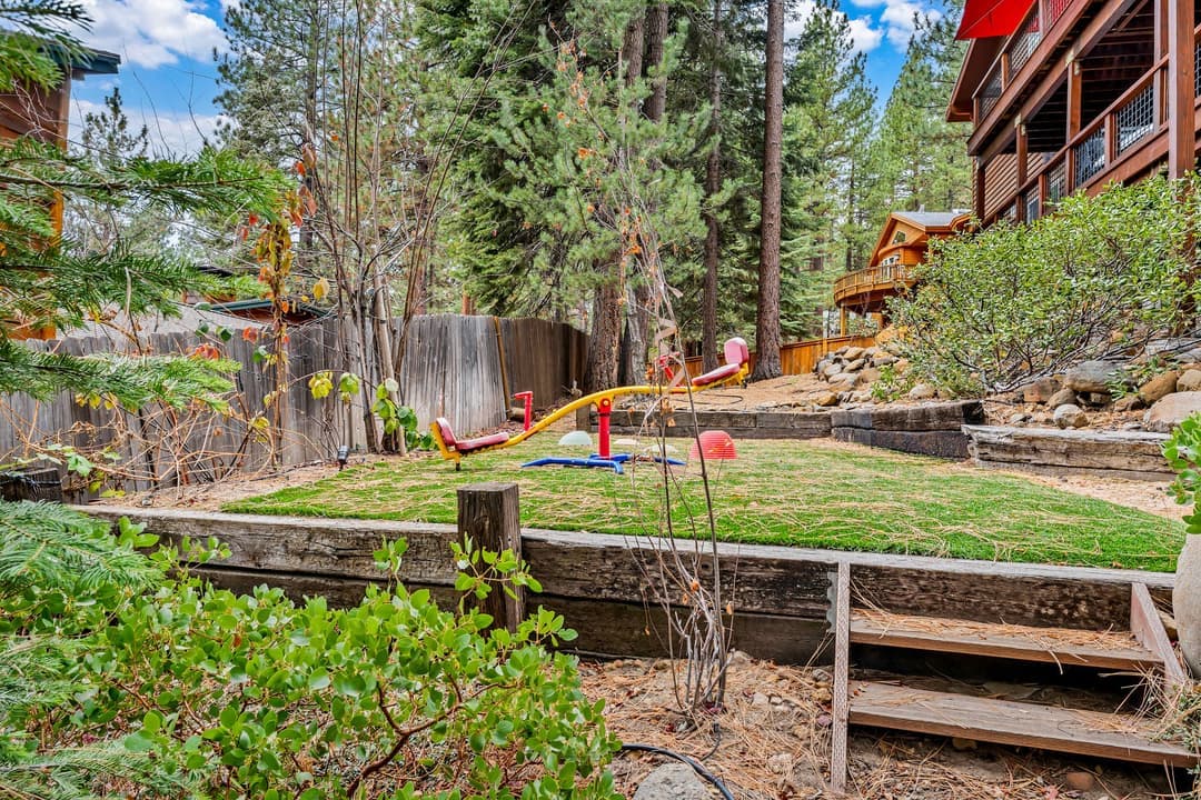 Upscale Incline Village Home - Image 35