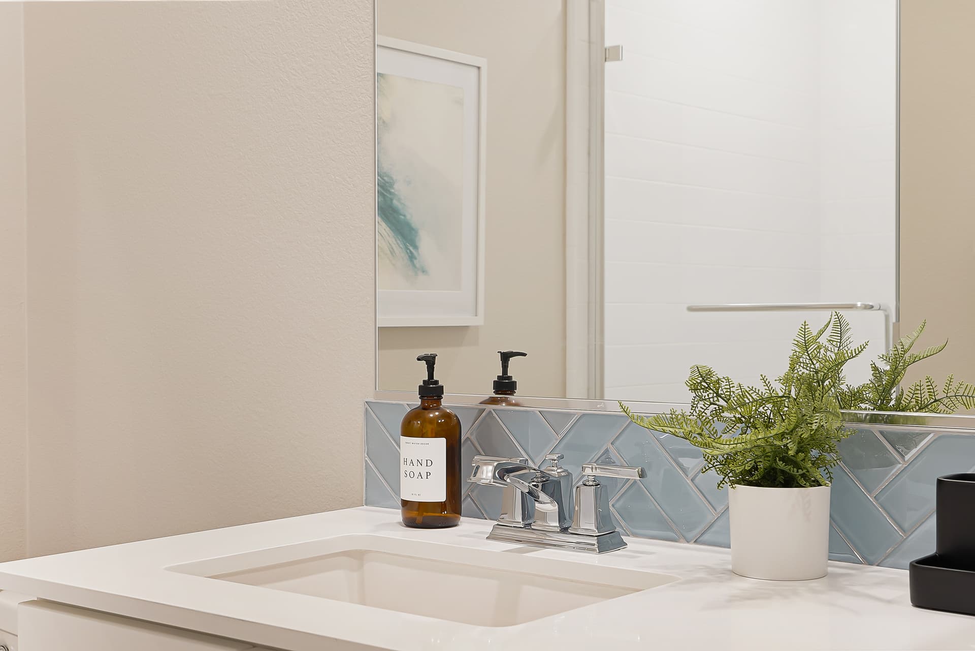 Bayside Cove Getaway - Image 32