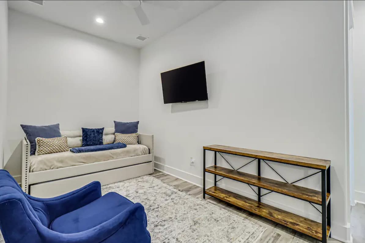 Good Life Home - Image 10