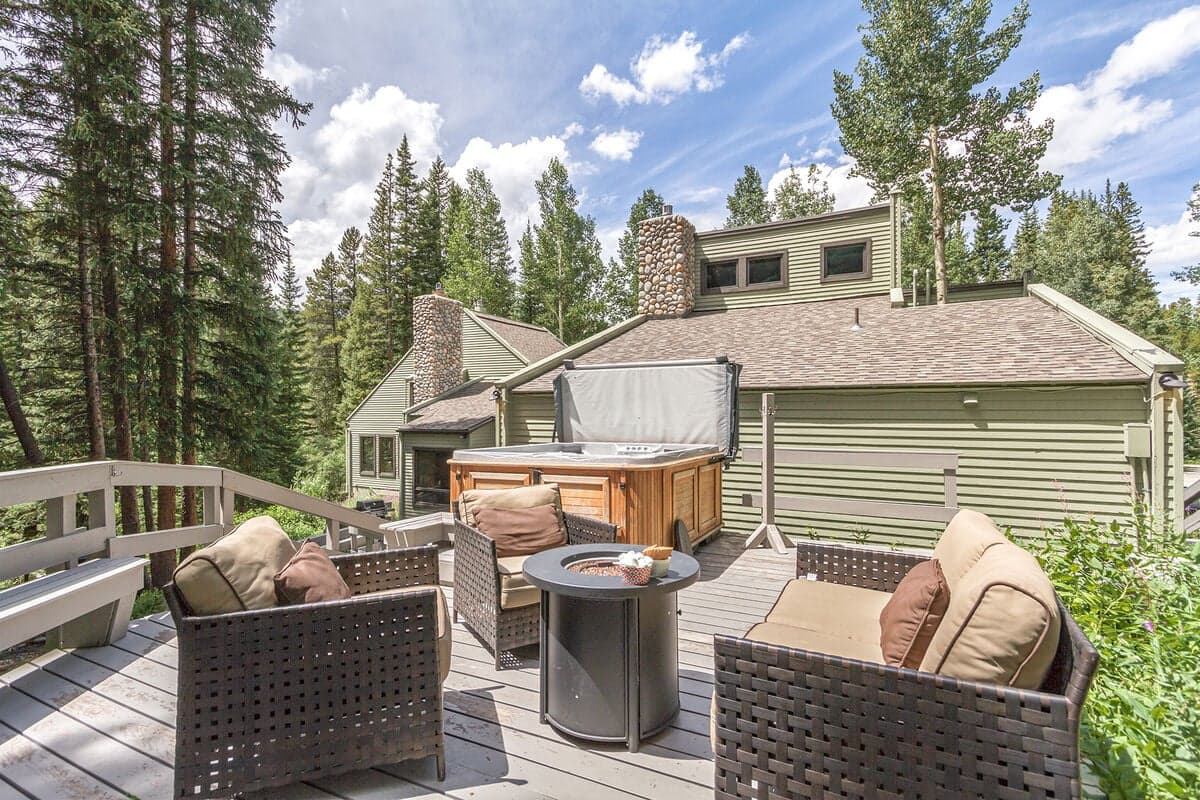 Creekside Chateau - Image 5