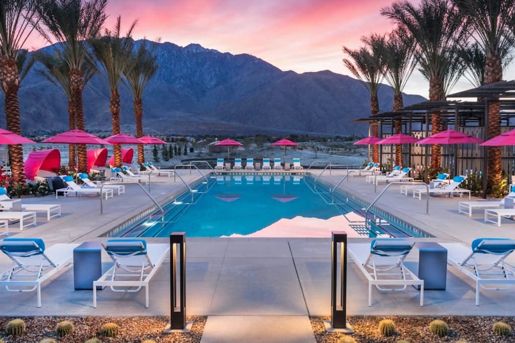 Majestic Mountain View - Image 34