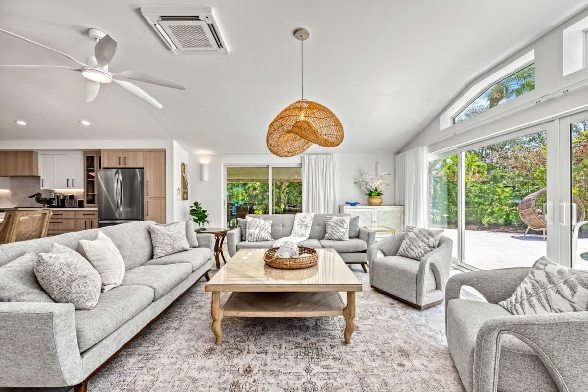 Beach Palm House - Image 7