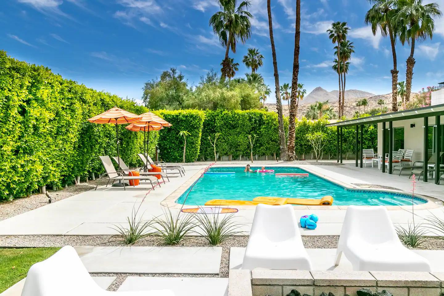 The Popsicle House - Image 2