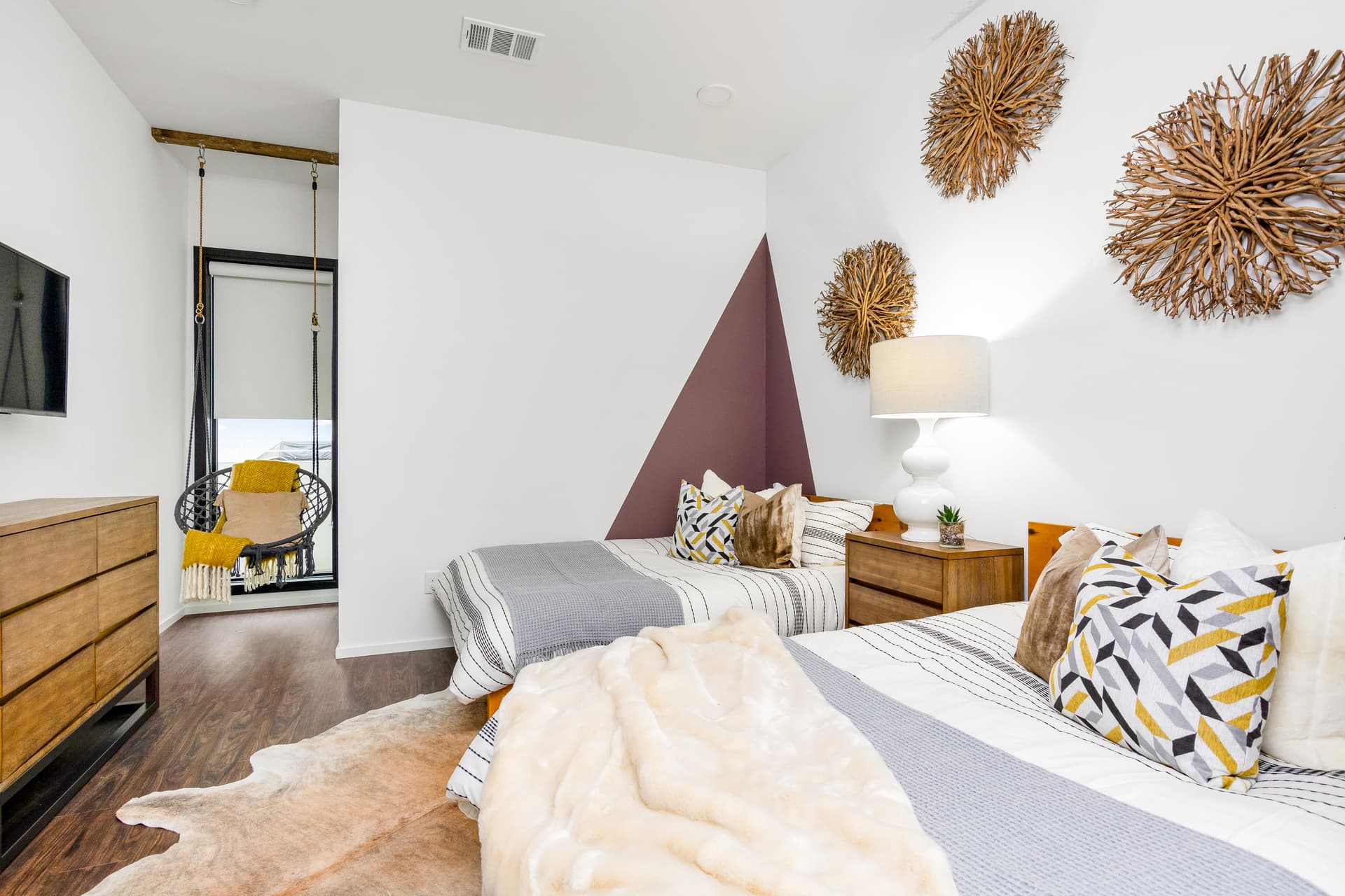 Purple Illume Home - Image 9