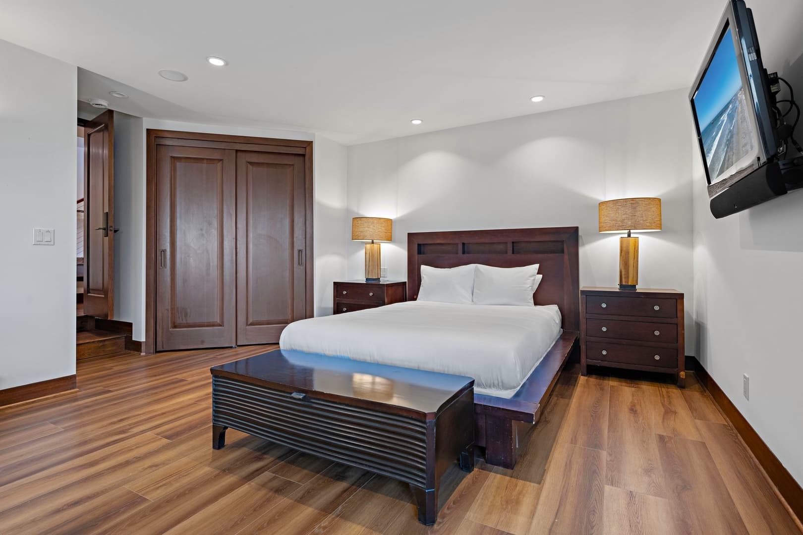 Costa Del Mar - Image 33