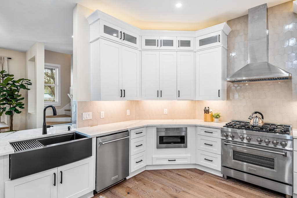 Where Waters Meet - Image 16