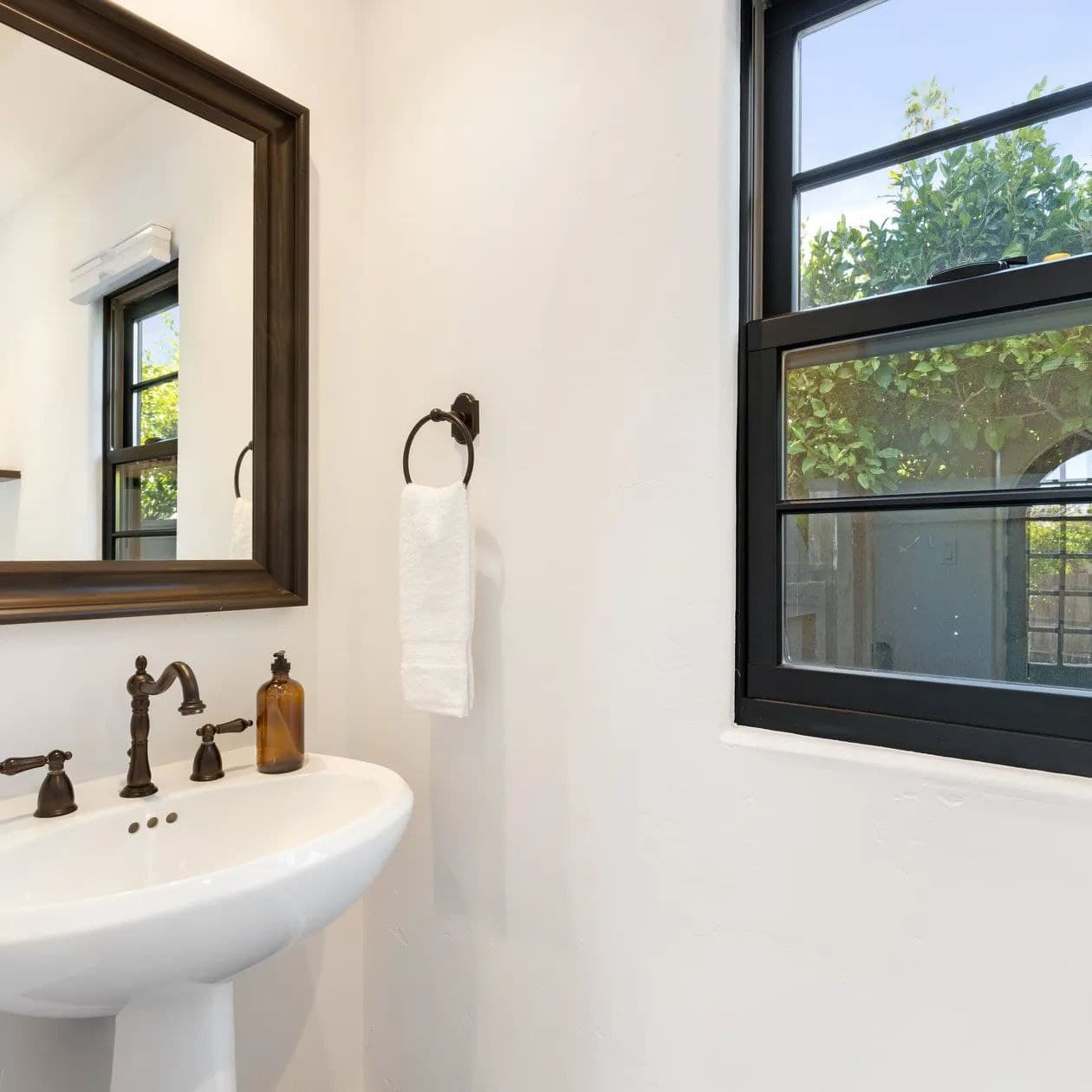 Vista Del Mar - Image 22