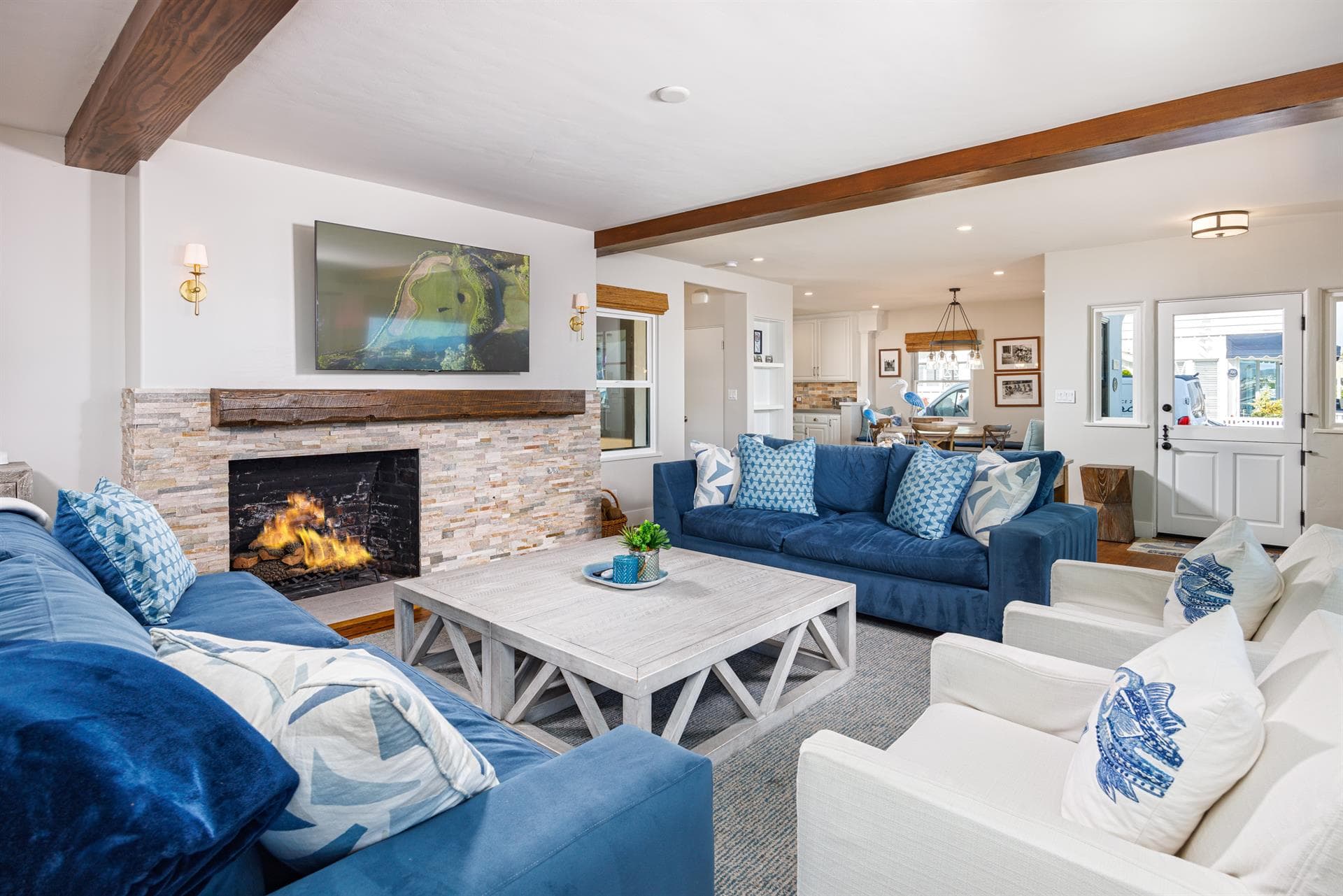 Harbor Beach Escape - Image 9