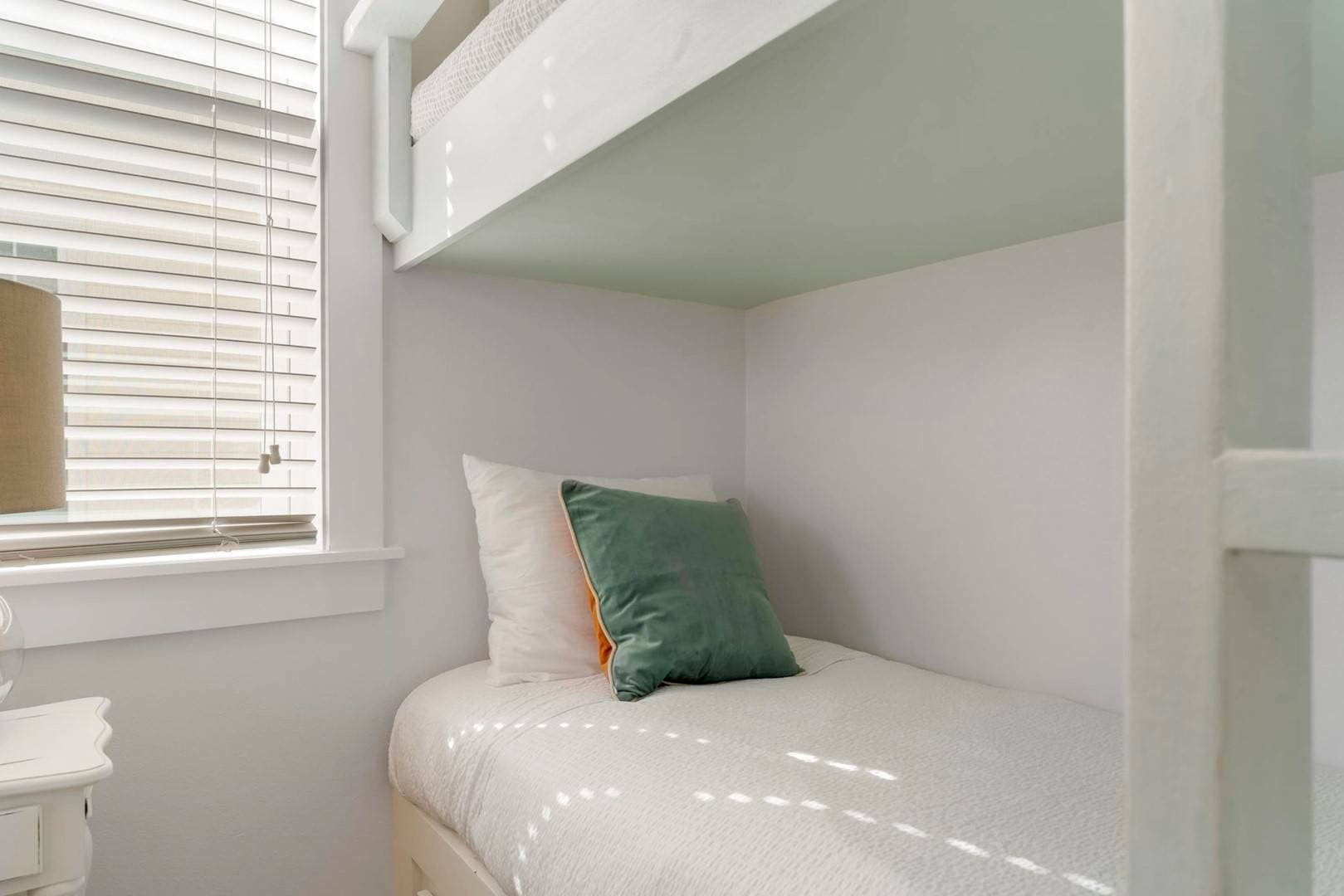 Palm Haven - Image 20