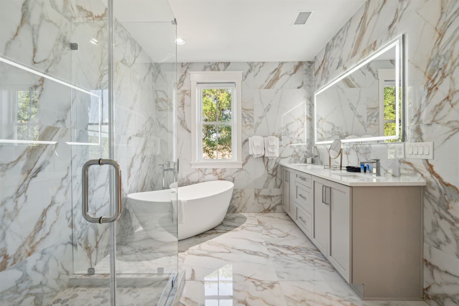 All Decked Out - Image 21