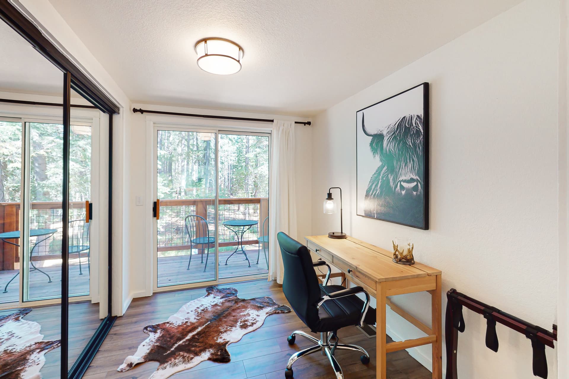 Trout Creek Retreat Home - Image 10