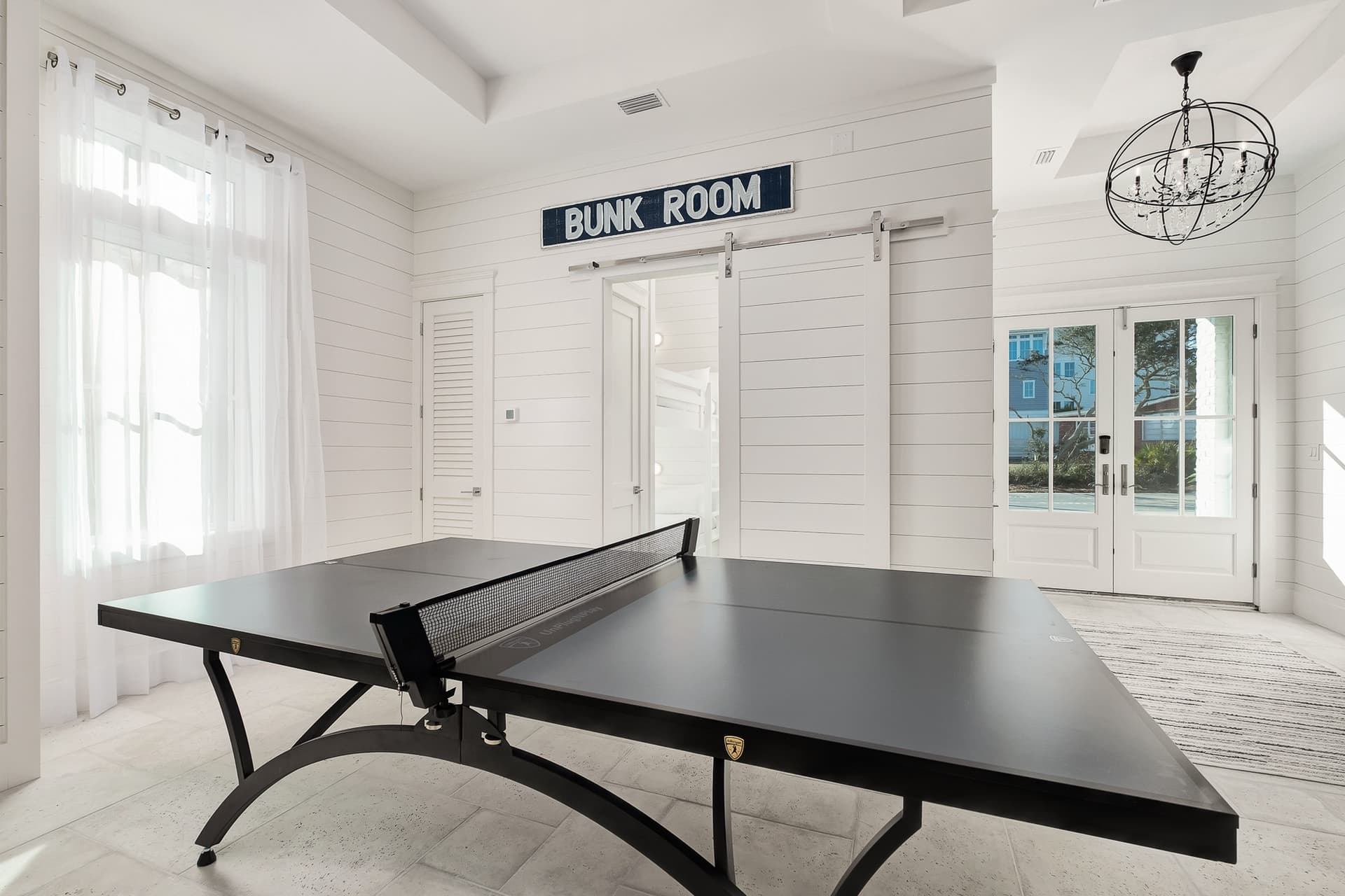 Emerald Palms - Image 5