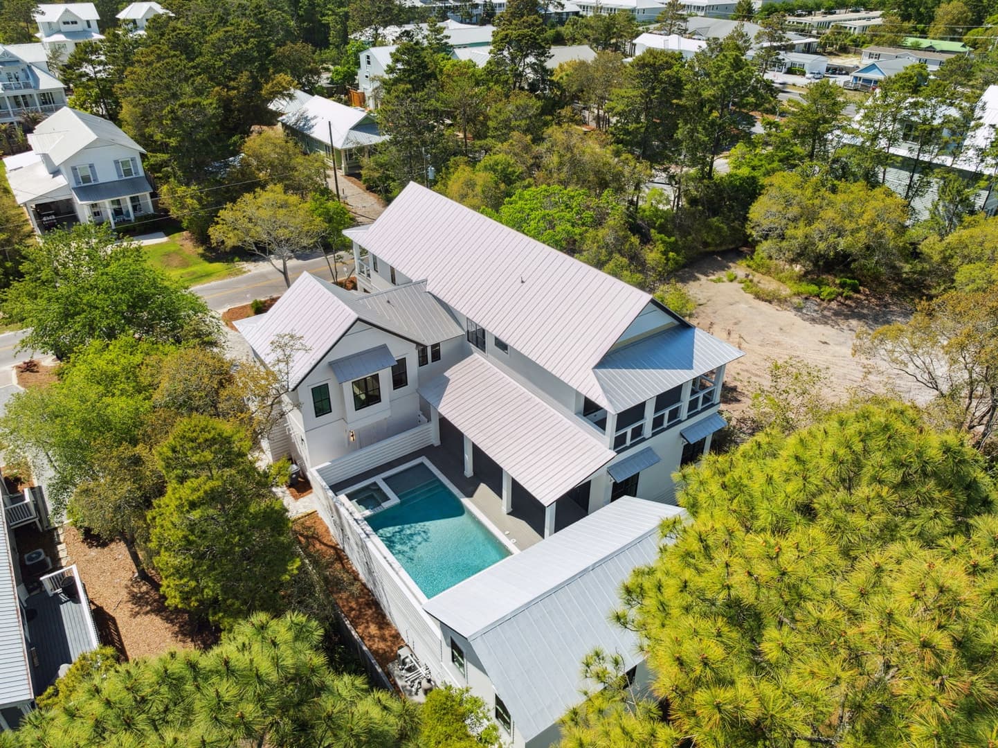 Gulfside Hideaway - Image 1