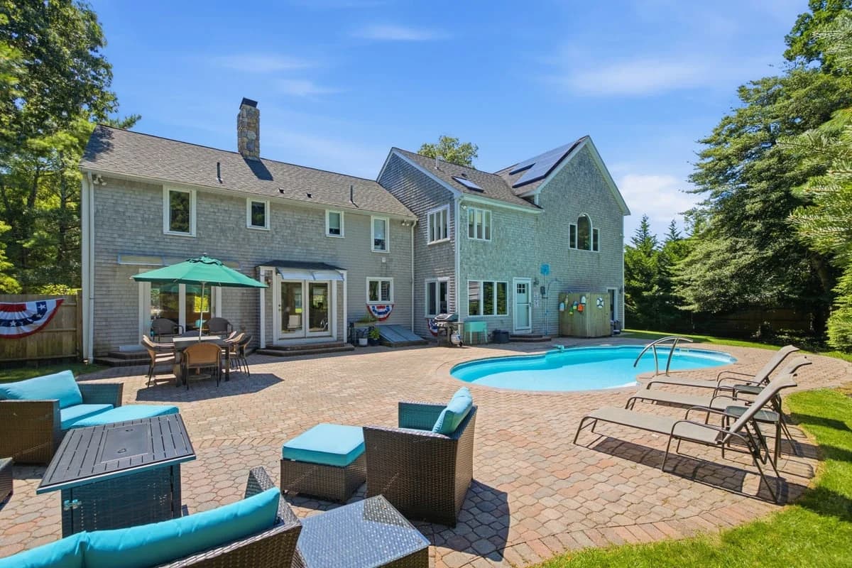 Five Bays Oasis - Image 2