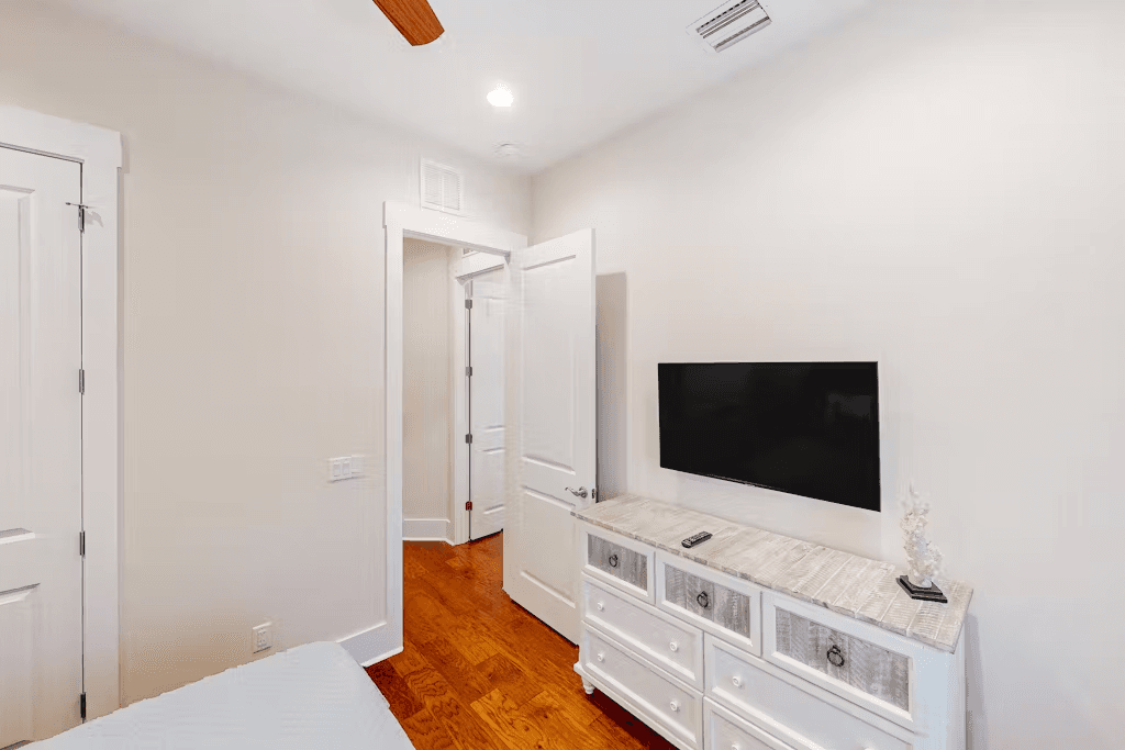 Mira La Vista - Image 18