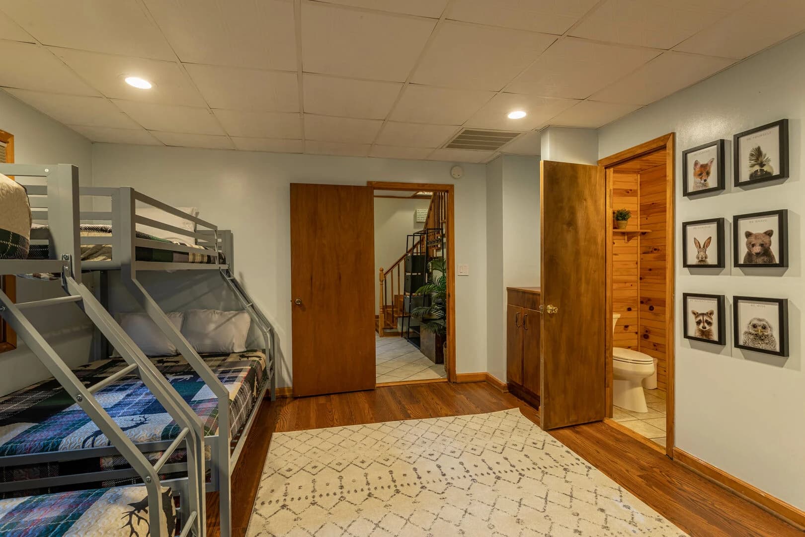 Sky High Chalet - Image 25