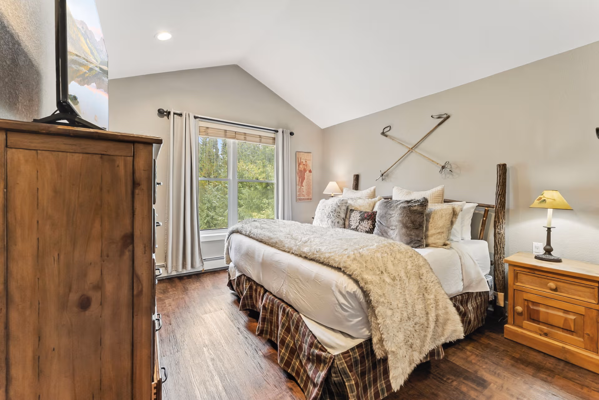 Peak 8 Lodge - Image 20