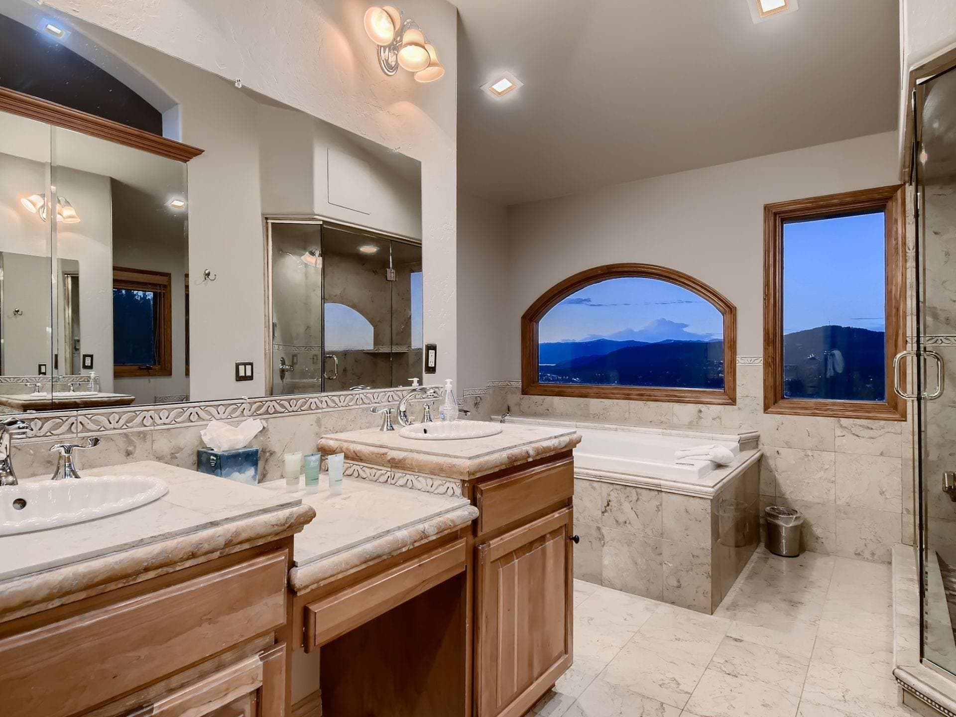 Gray Moose Place - Image 16