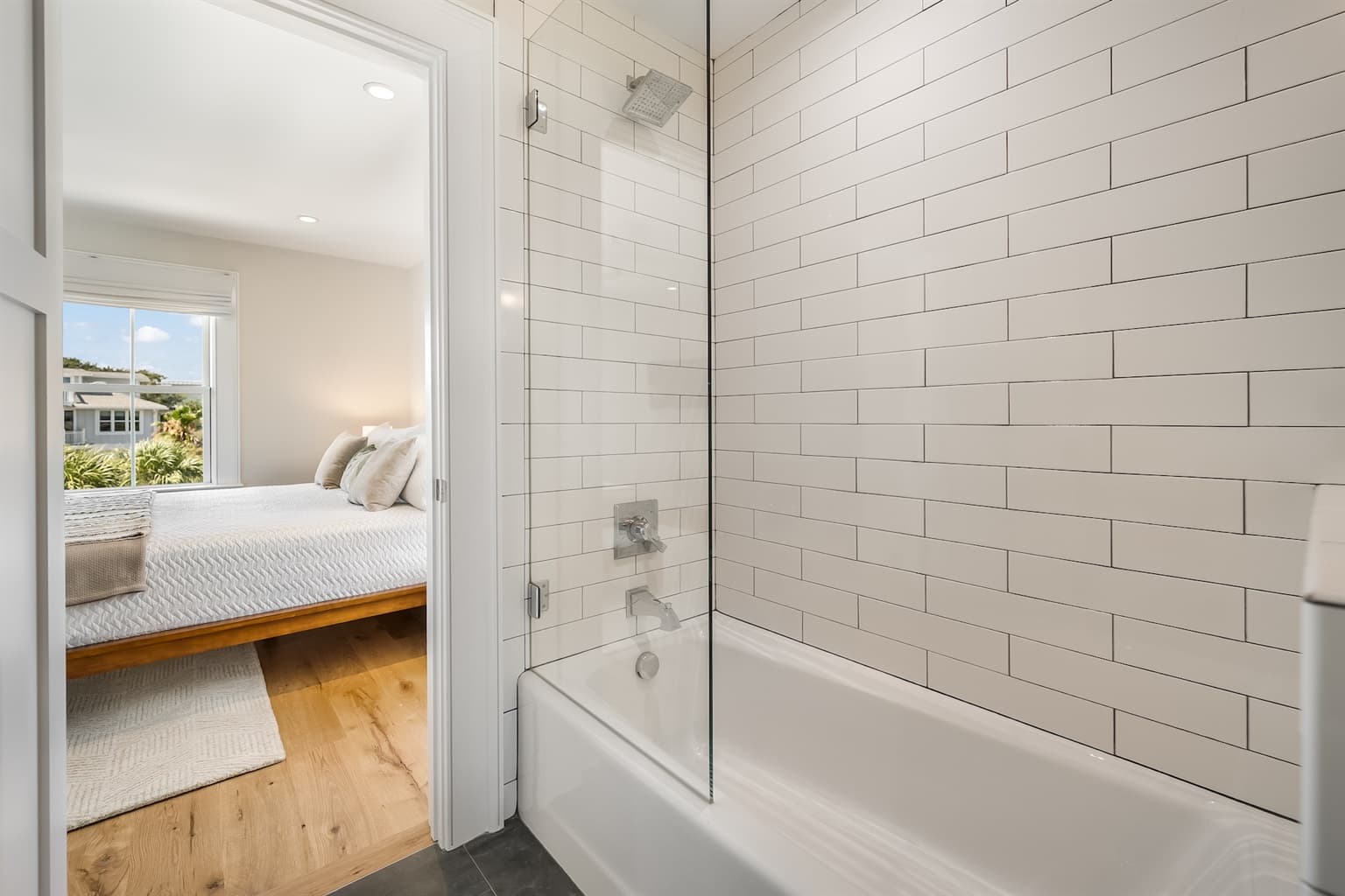 Beach Shelter - Image 47