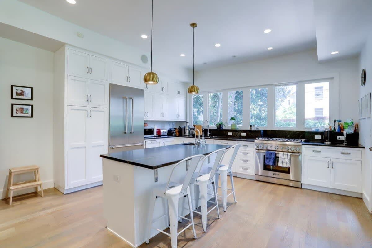 Grand Victorian House - Image 18